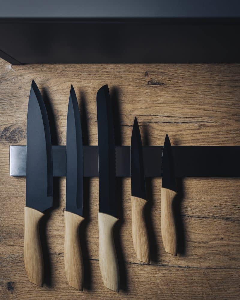 Blade holder