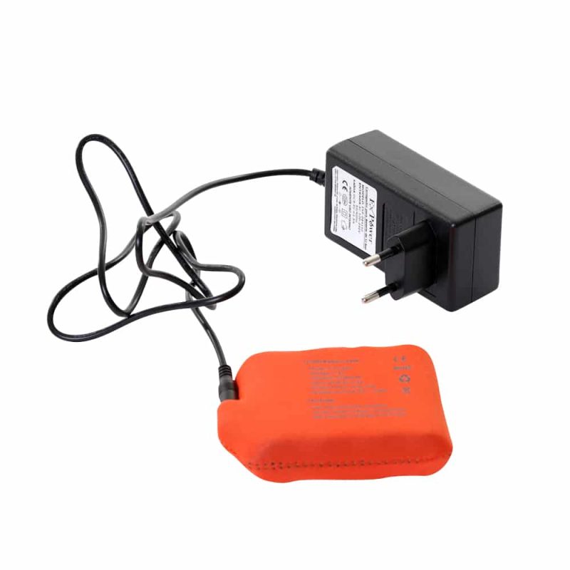 Battery heated jacket