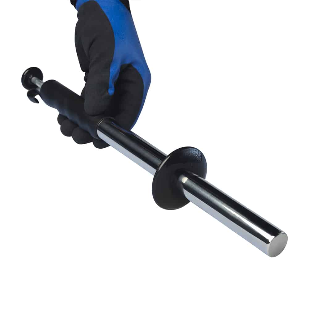 The swarf collector Magnetar Collector is lightweight.