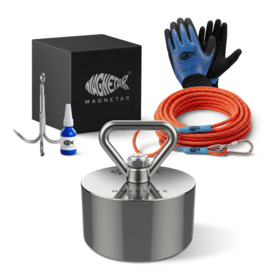 Product photo of the Legend 360° fishing magnet kit with Beast neodymium magnet, braided rope, gloves, grappling hook, threadlocker and storage box for magnet fishing.